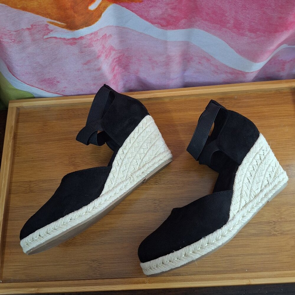 Faux Suede Black Natural Wedge Closed Toe Espadrilles Ankle Straps Size 39 EU - Picture 6 of 15